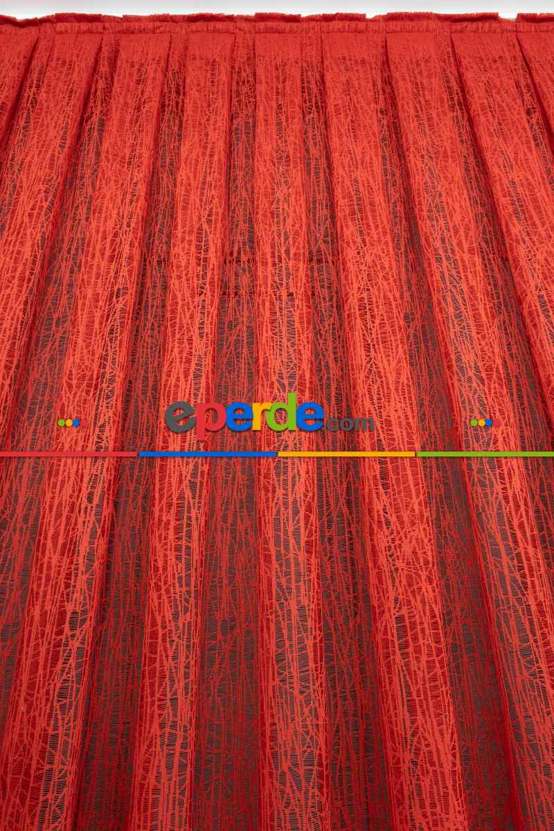 Kırmızı Tül Perde - Cam Kırığı Desen Tül Perde