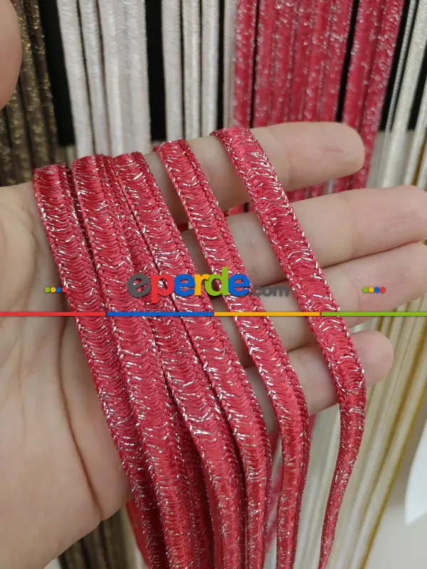 Kırmızı Rengi İp Perde İpek Koza Serisi- Kırmızı-gümüş