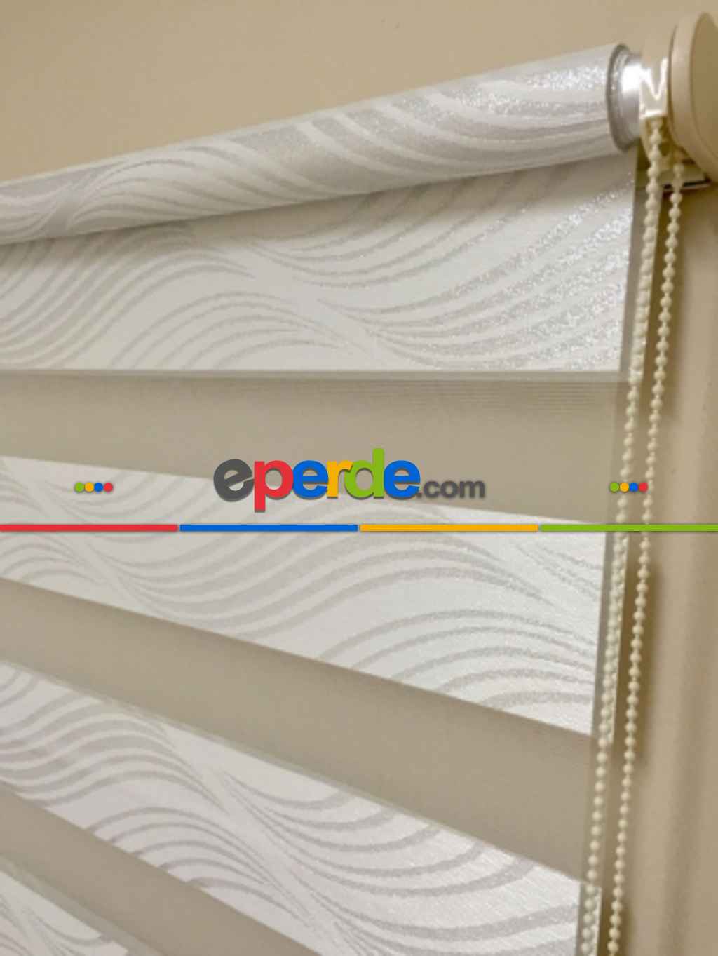 Krem Desenli Jakarlı Zebra Perde- Gri Simli