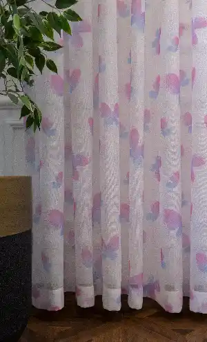 Bebek Odası -  Pembe Lila Kelebek Desenli Keten Zemin Baskılı Tül Perde - Kız Çocuk Odası