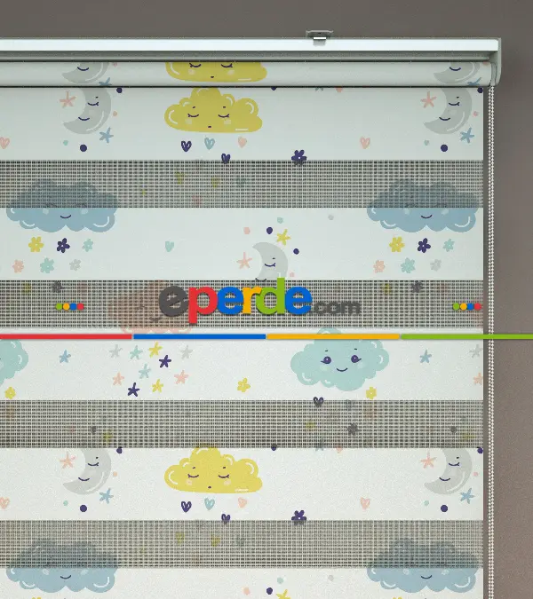 Bulut Desenli Baskılı Zebra Perde- Çok Renkli