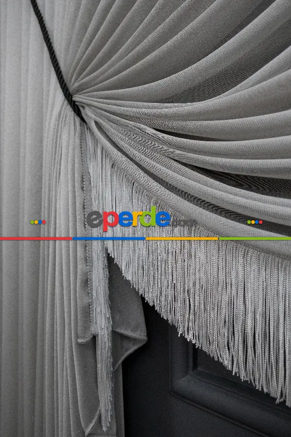 Salon - İki Renkli Yalancı Kruvaze - Tülden Fon - Halat İle Yana Toplamalı Tül - Kordon Toplama Tül - Çift Veya Tek Kanat - Püsküllü - Gri Ve Ekru Zemin, Siyah Ve Ekru Saçak Kombini