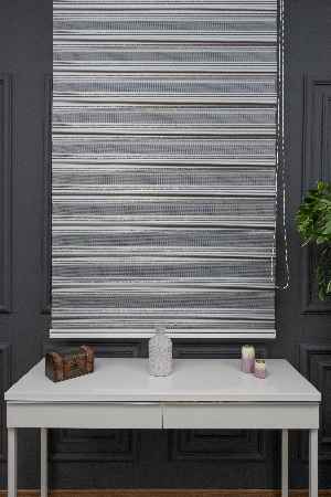 Zebra Perde - Yarım Pilise - Gümüş Simli Renk Geçişli Zebra Perde