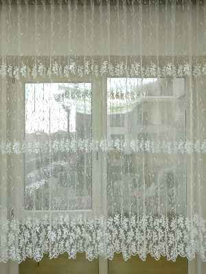 Brode İşlemeli Tül Perde Çiçek Desen 400x185- Ekru