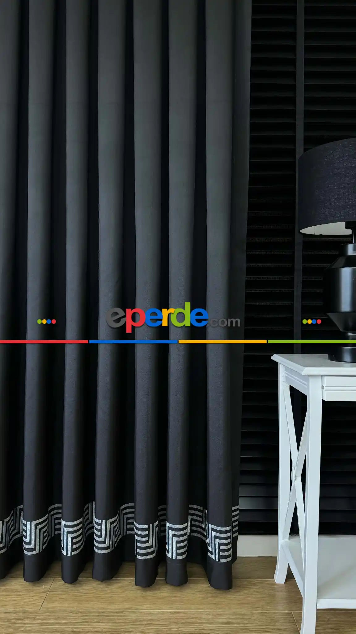 Siyah Etek Ucu Gümüş Nakış İşlemeli Bordür Jakar Dokuma Fon Perde