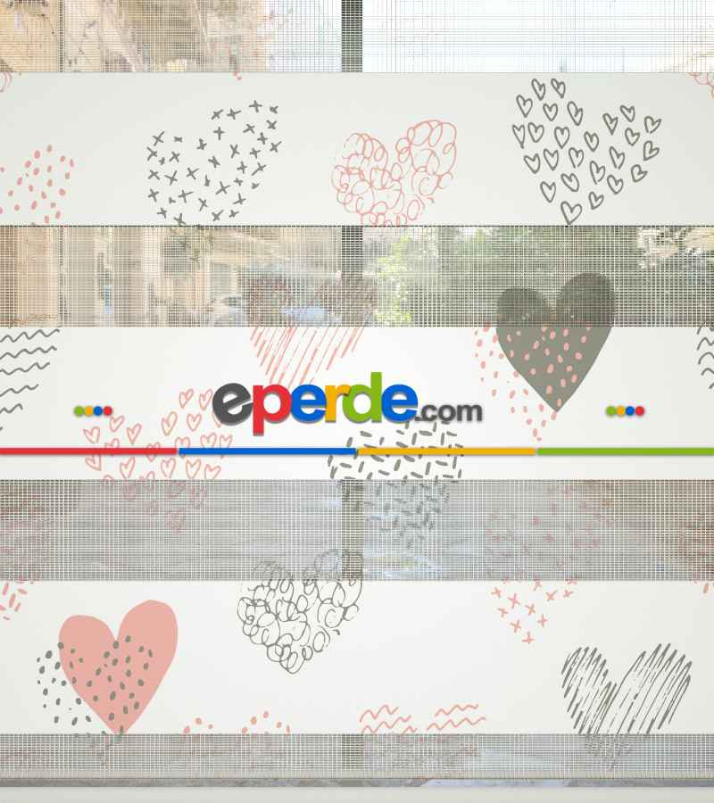 Kalp Desenli Baskılı Zebra Perde- Çok Renkli