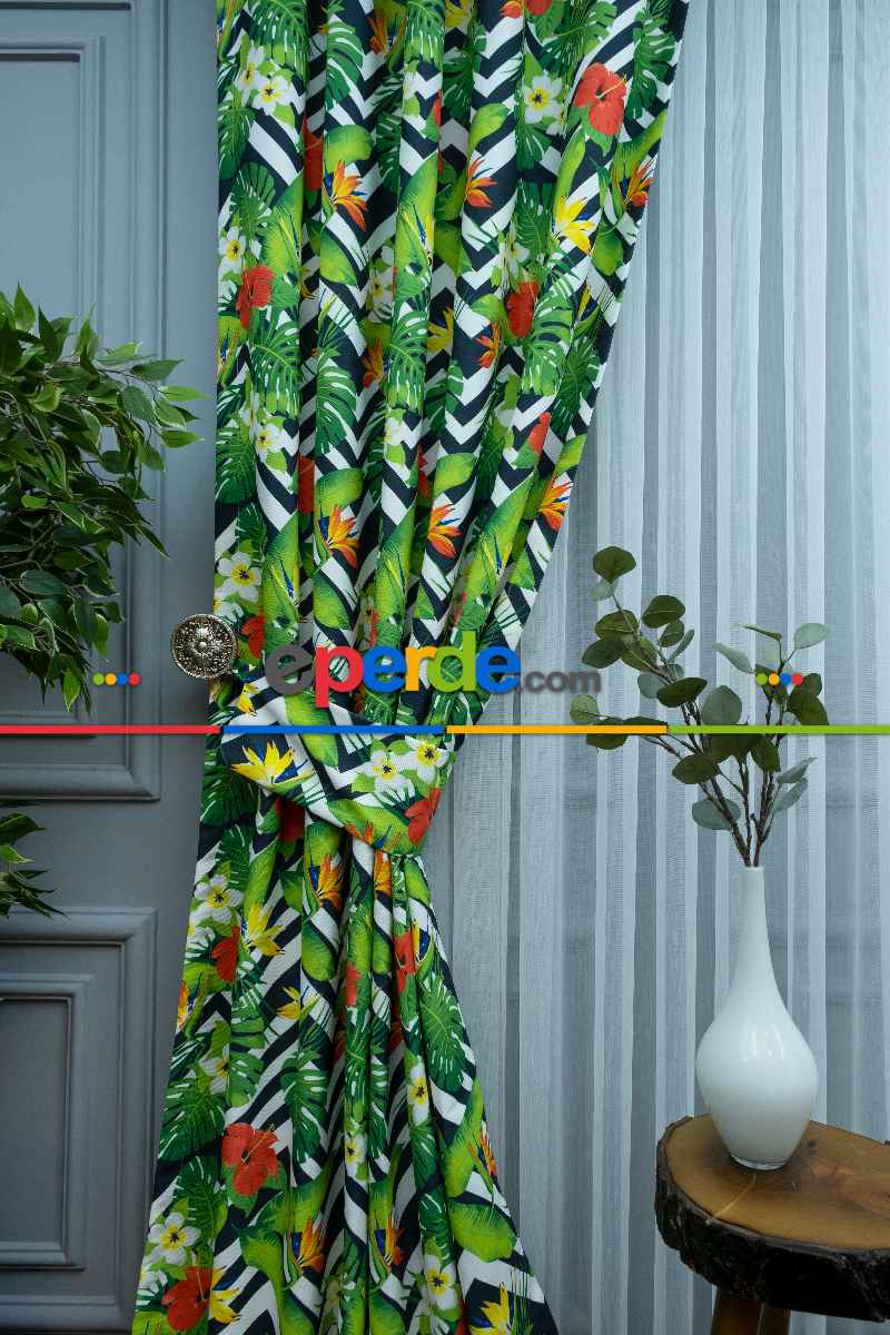 Çiçek Desenli Fon Perde Kumaşı Kalındır Duck Bezi Değildir- Yeşil-Kırmızı-Beyaz