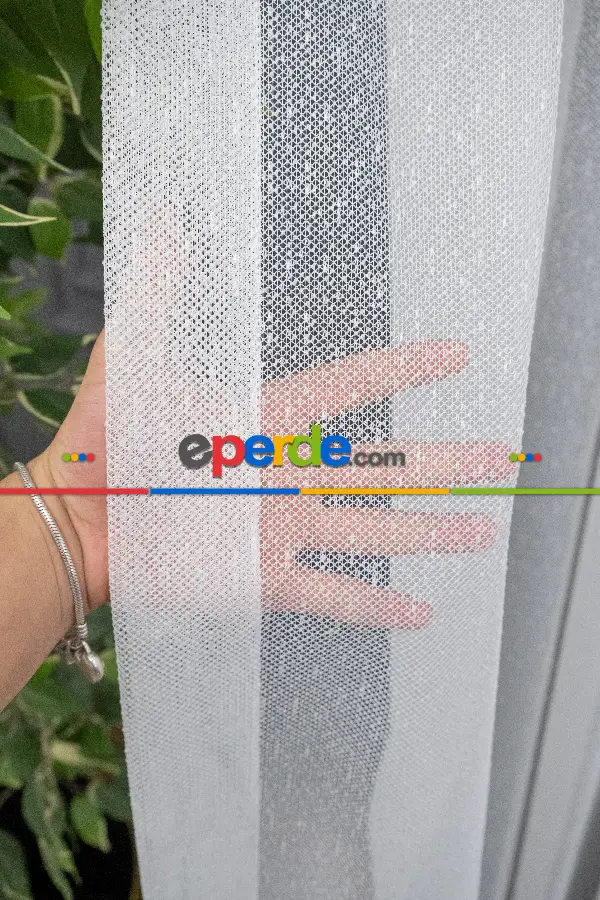 Şehrazat Fransız Danteli Etek Ucu Nakışlı Örme Tül Ekru