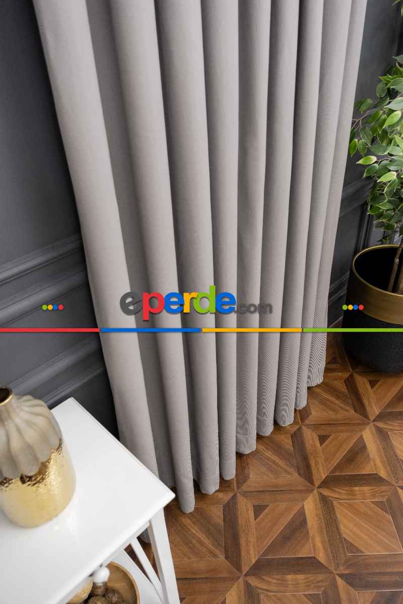 Oturma Odası 2025 Trend Gri Özel Dokulu Ve Işıltılı Fon Perde