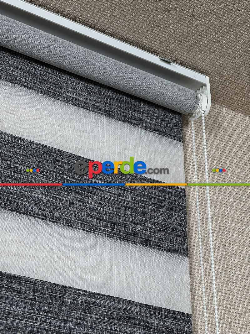 Genç Odası Siyah Jakar Dokuma Zebra Perde, Standart Metal Kasalı Yüksek Kalite Kornişe Kolay Montaj Seçenekli