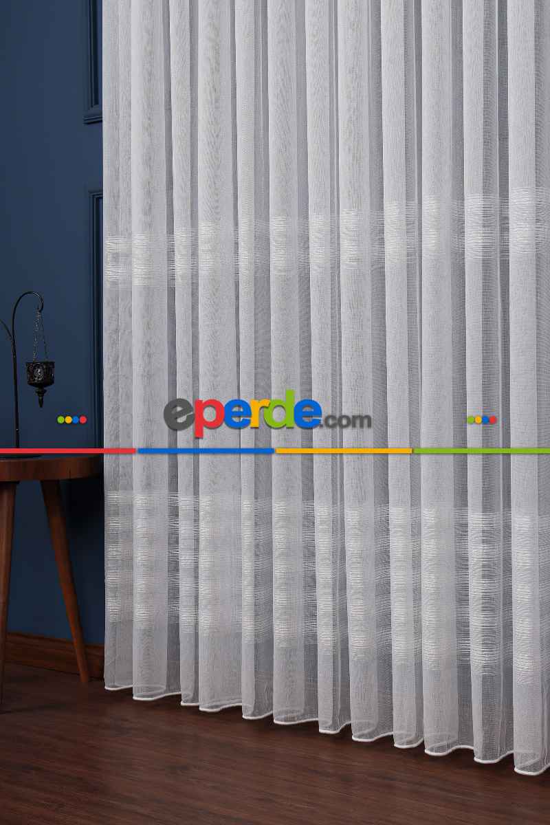 Yatak Odası - Enine Bantlı Simli Düz Tül Perde Ütü Istemez