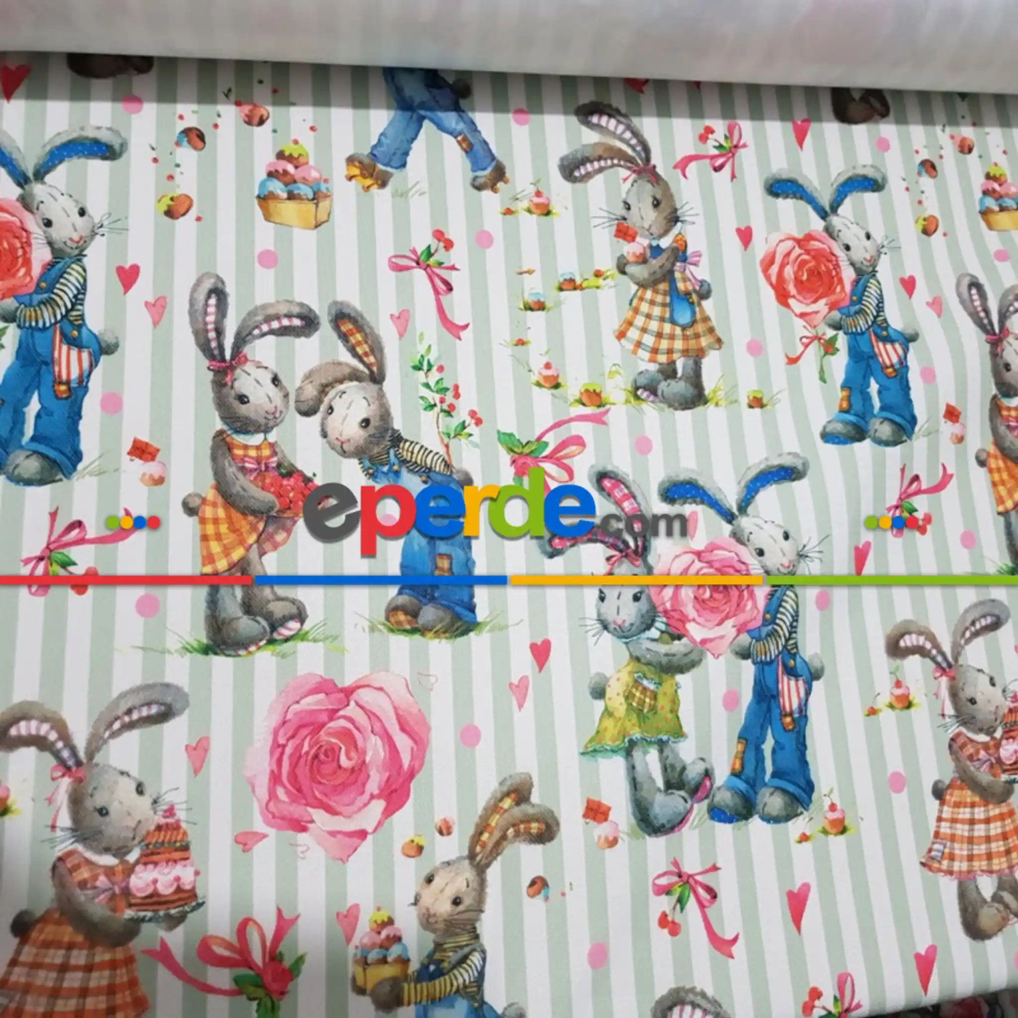 Bebek Odası Fon Perde - Pony Desenli Fon Perde K676 Kumaşı Kalındır Duck Bezi Değildir.- Kırmızı