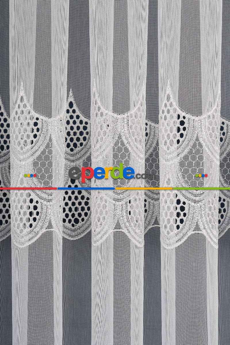 Salon Tül - Balık Ağı Tt Zemin Brode Nakış İşlemeli Tül Perde