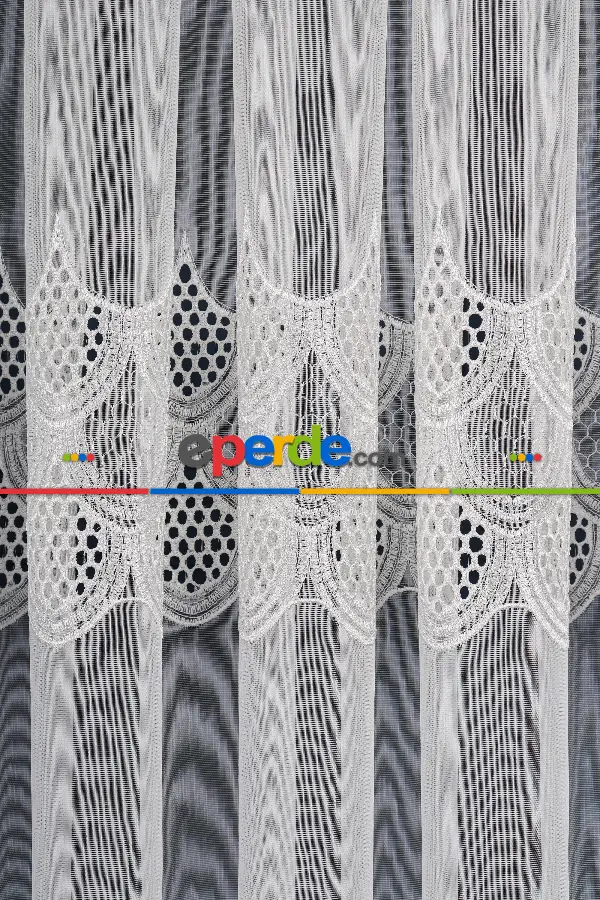 Salon Tül - Balık Ağı Tt Zemin Brode Nakış İşlemeli Tül Perde