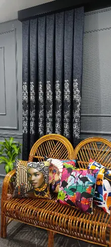 Oturma Odası -  Lacivert Desenli Fon Perde, Adet Fiyatıdır, İstediğiniz Boy Ölçüsünde Dikilir, Eni 50 İla 100cm Arası Seçenekler, Sık Piledir 100cm X 1cm 