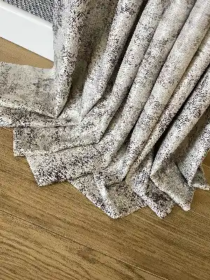 Patine Desenli Bej Açık Kahve Desenli Jakar Fon Perde (285 En)- Kahve Açık