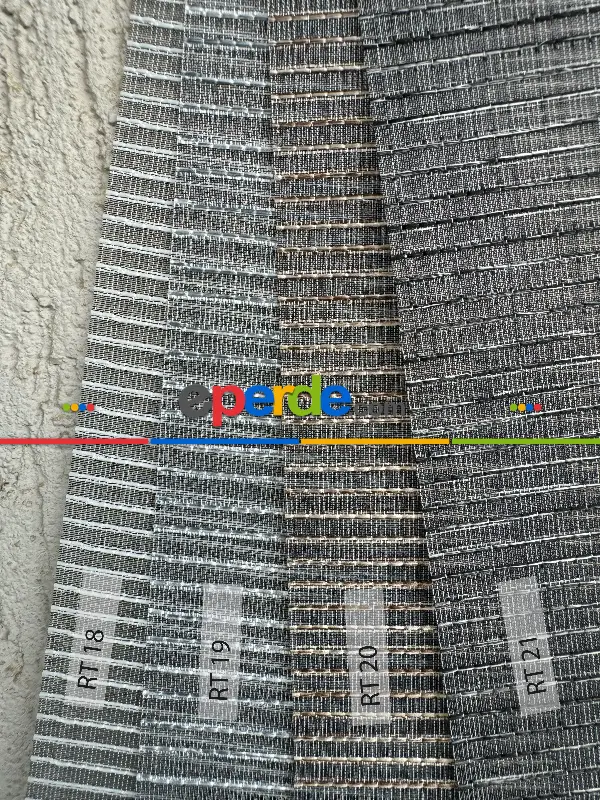 Salon Siyah Çizgili Tül Stor Perde, Standart Metal Kasalı Yüksek Kalite Kornişe Kolay Montaj Seçenekli