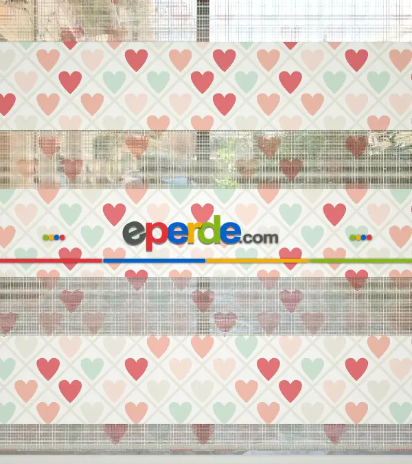 Bebek Odası Zebra -  Kalp Desenli Baskılı Zebra Perde- Çok Renkli