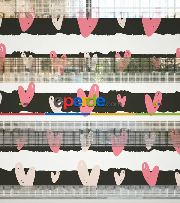 Kalp Desenli Baskılı Zebra Perde- Çok Renkli