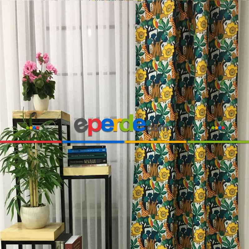 Tropikal Orman Ve Hayvan Desenli Fon Perde Evm690 Kumaşı Kalındır Duck Bezi Değildir- Yeşil