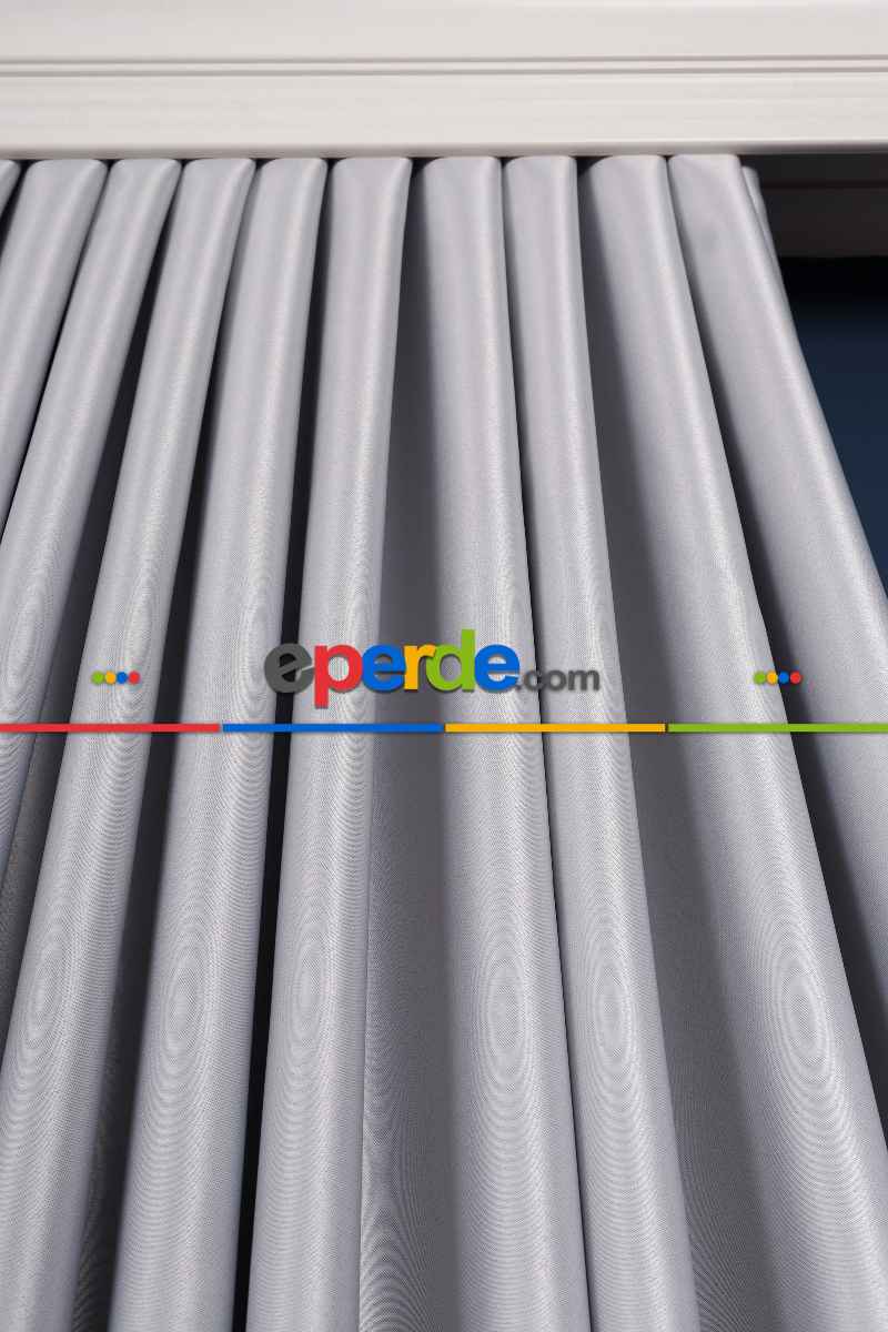 Gök Mavisi Işık Geçirmez Blackout Fon Perde