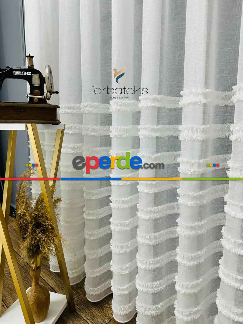 Puf Puf Ponponlu Saçaklı Tül Perde