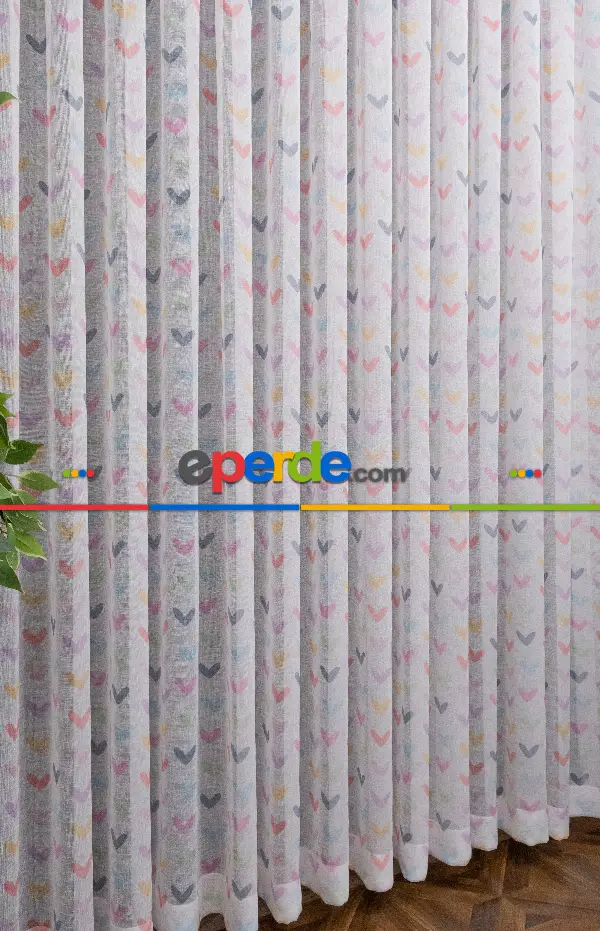 Renkli Kalpler Desenli Keten Zemin Baskılı Tül Perde - Kız Çocuk Odası