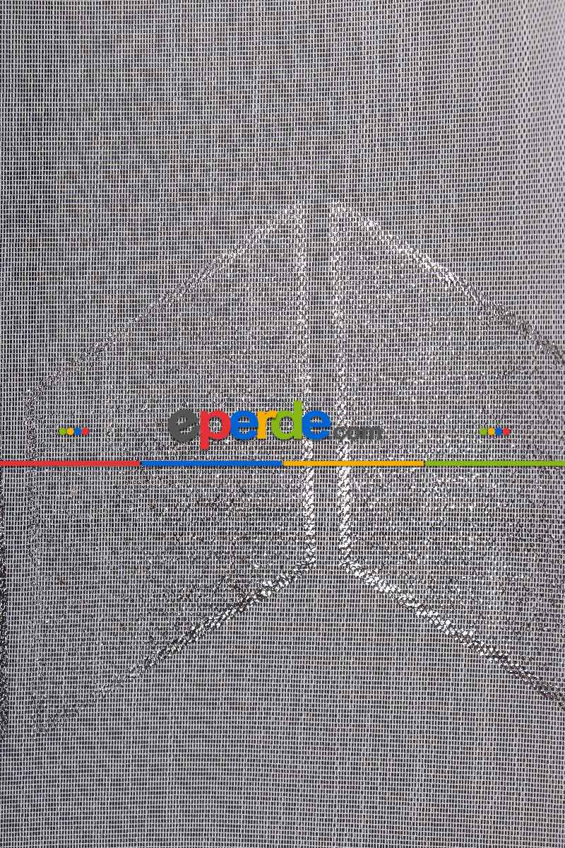 Yatak Odası - Enine Bantlı Ekru-gümüş Tt Zemin Tül Perde