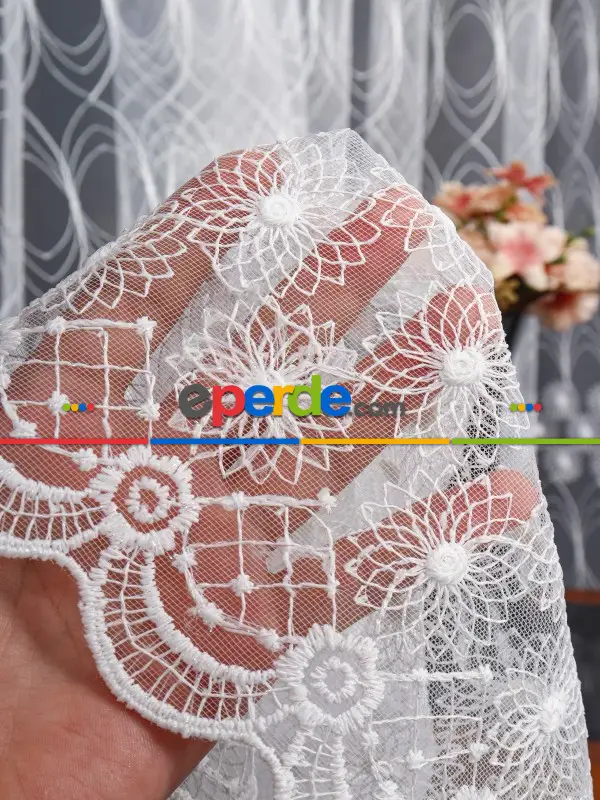 Şeritli Papatya Nakış İşlemeli Brode Tül Perde