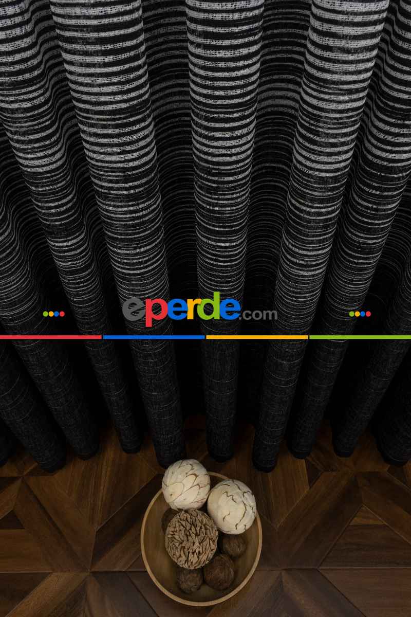 Çizgi Modern Desenli Örme Tül - Siyah ( Degrade Geçişli )