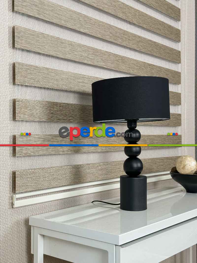 Oturma Odası Açık Kahve Bambu Zebra Perde, Standart Metal Kasalı Yüksek Kalite Kornişe Kolay Montaj Seçenekli