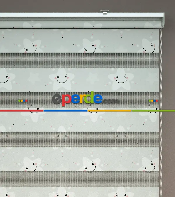 Yıldız Desenli Baskılı Zebra Perde- Çok Renkli