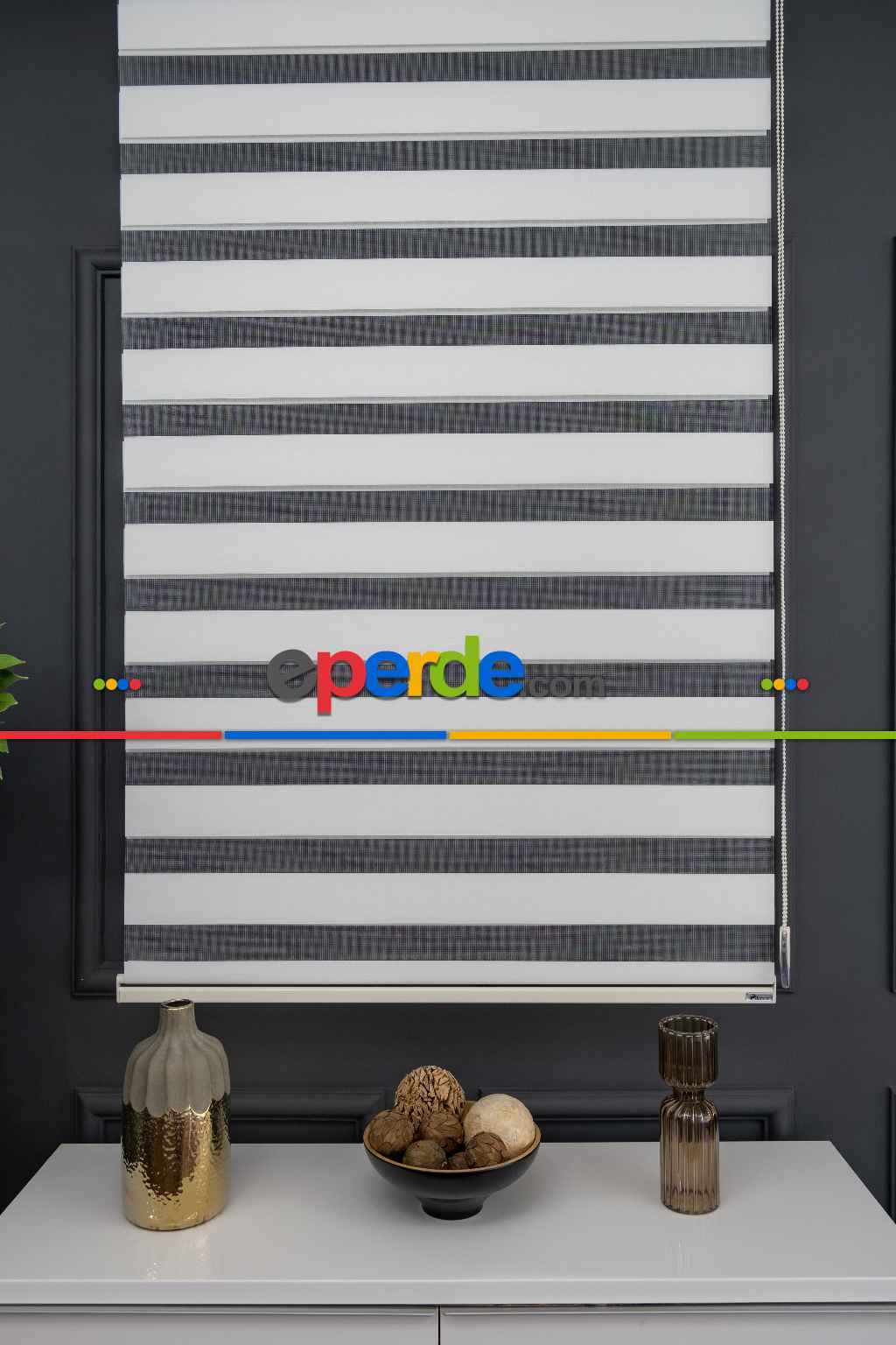 Krem Renk Düz Zebra