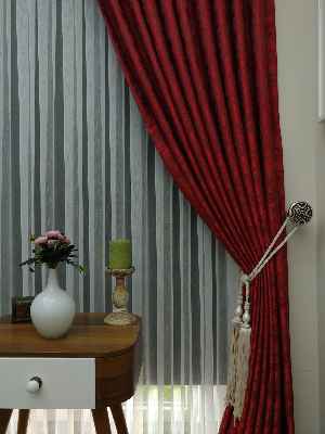 Patine Desenli Kırmızı Bordo Renk Jakar Desenli Fon Perde - Bordo