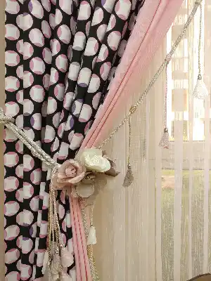Geometrik Desenli Fon Perde ( Aksesuar Dahildir) ( Leke Tutmaz )- Siyah-Pembe-Mor