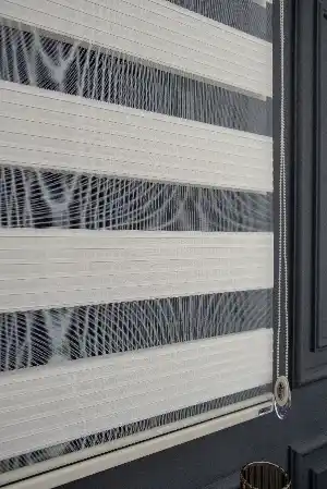 Krem Rengi Yüksek Kalite Pliseli Zebra