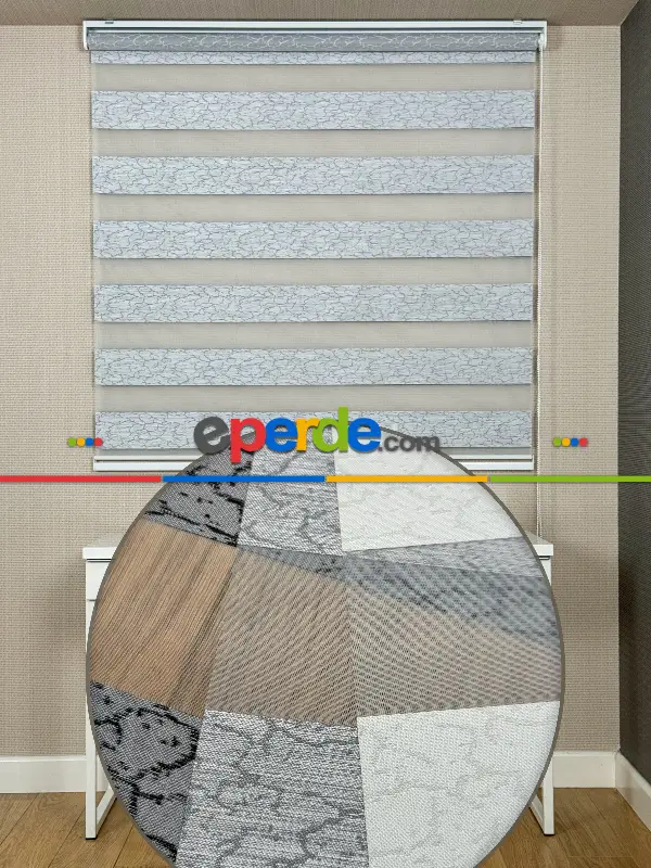 Yatak Odası Gri Jakar Dokuma Zebra Perde, Standart Metal Kasalı Yüksek Kalite Kornişe Kolay Montaj Seçenekli