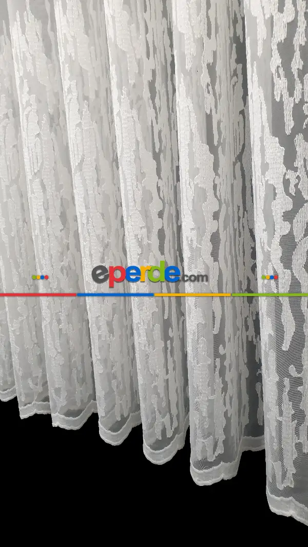 Yatak Odası - Eteği Ağaç Kabuğu Desenli Brillant Tül Perde