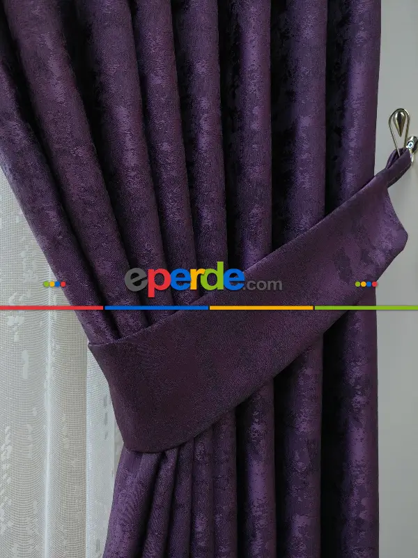 Patinedesenli Mor - Katyonik Jakar Fon Perde- Mor