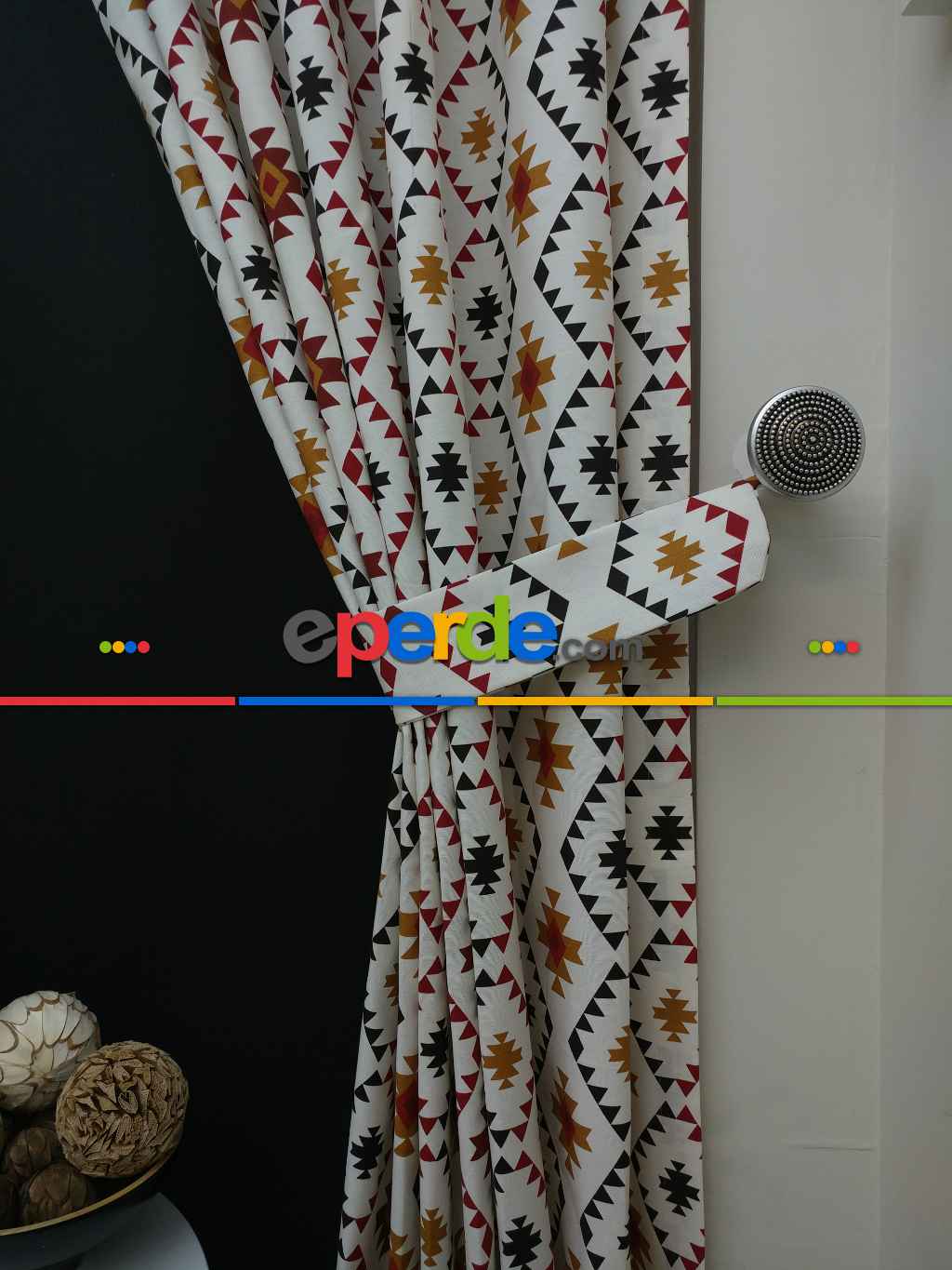 Geometrik Desenli Fon Perde ( Leke Tutmaz )- Siyah-kırmızı-hardal Sarısı