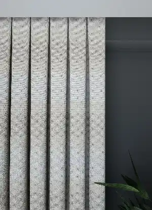 Dökümlü Kumaştan Geniş En Bej Renk Çizgili Çiçek Desenli Fon Perde 1. Kalite