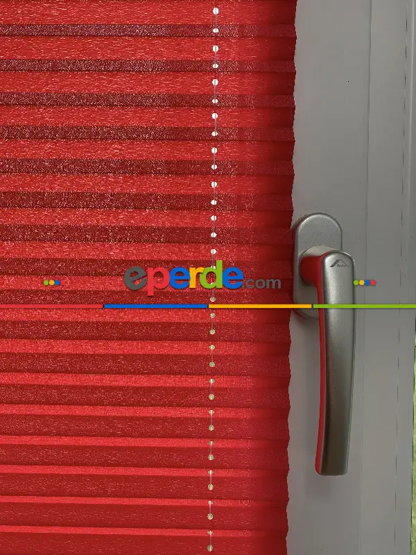 Plise Perde Kırmızı Renk