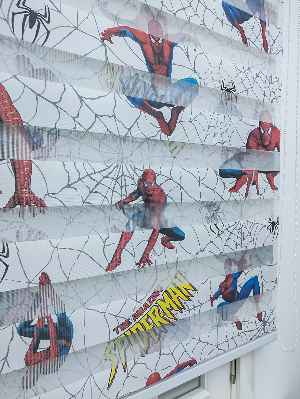 Zebra Perde- Dijital Spıderman Örümcek Adam Baskılı Zebra Perde- Mavi-kırmızı-sarı