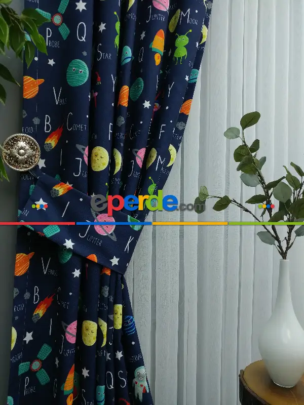 Uzay Desenli Fon Perde Evm833 Kumaşı Kalındır Duck Bezi Değildir- Mavi-Beyaz-Pembe Koyu