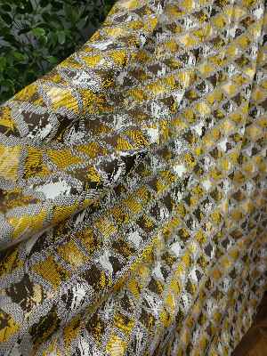 Salon Perdesi - Sarı Desenli Jakar Fon Perde (285 En)- Sarı