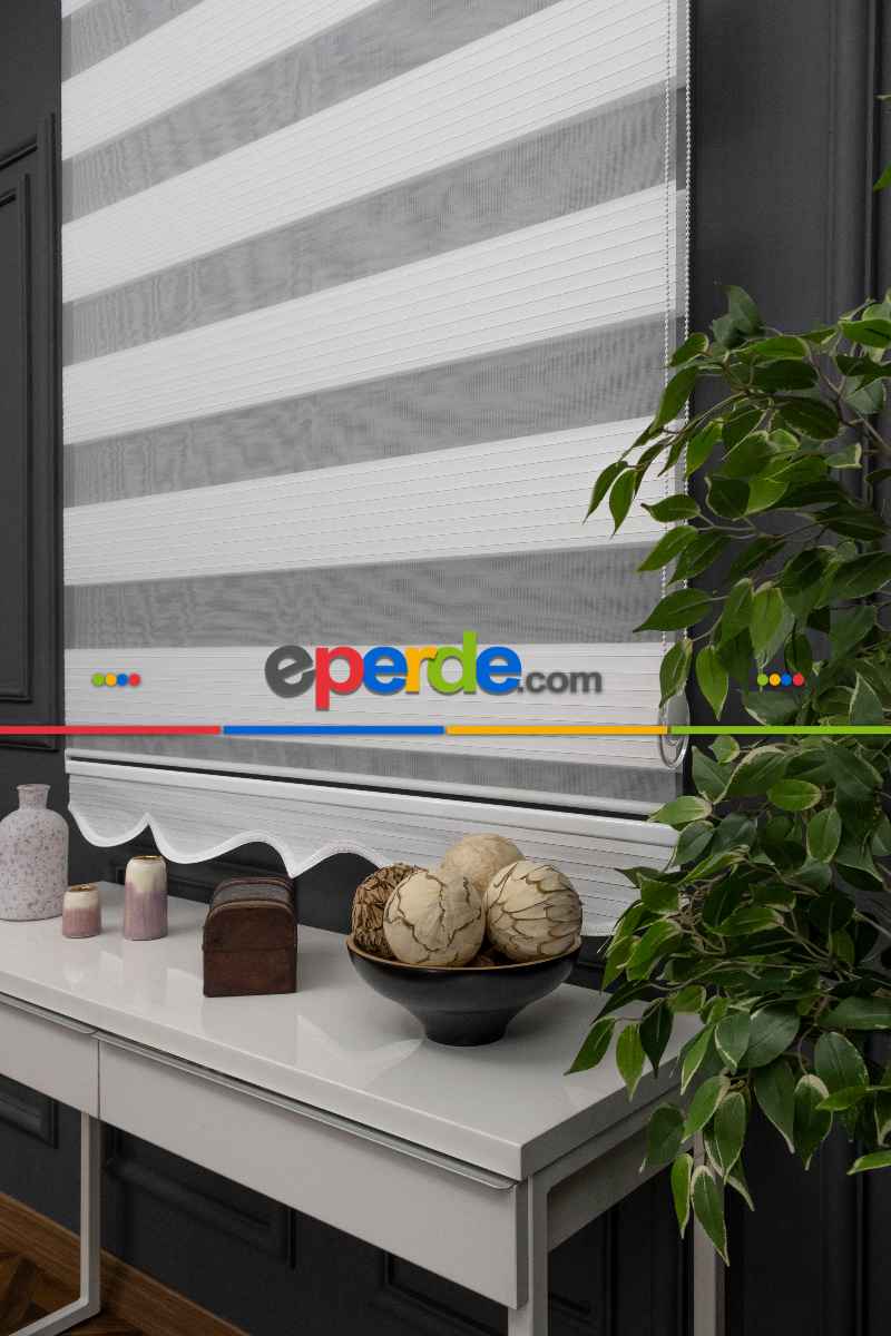 Oturma Odası - Yüksek Kaliteli Beyaz Pliseli Zebra Perde Beyaz