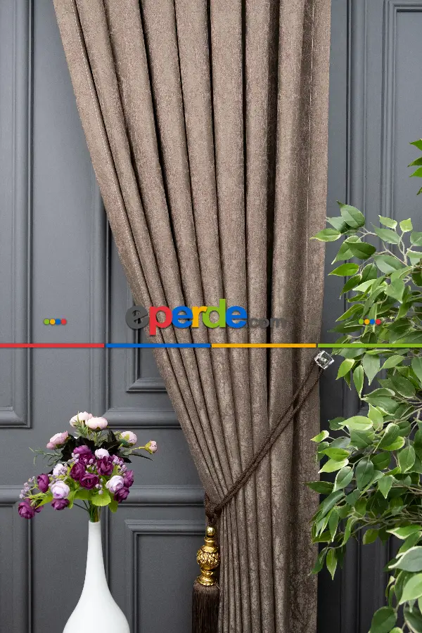 Düzrenk Kadifemsi Fon Perde En 150 Cm