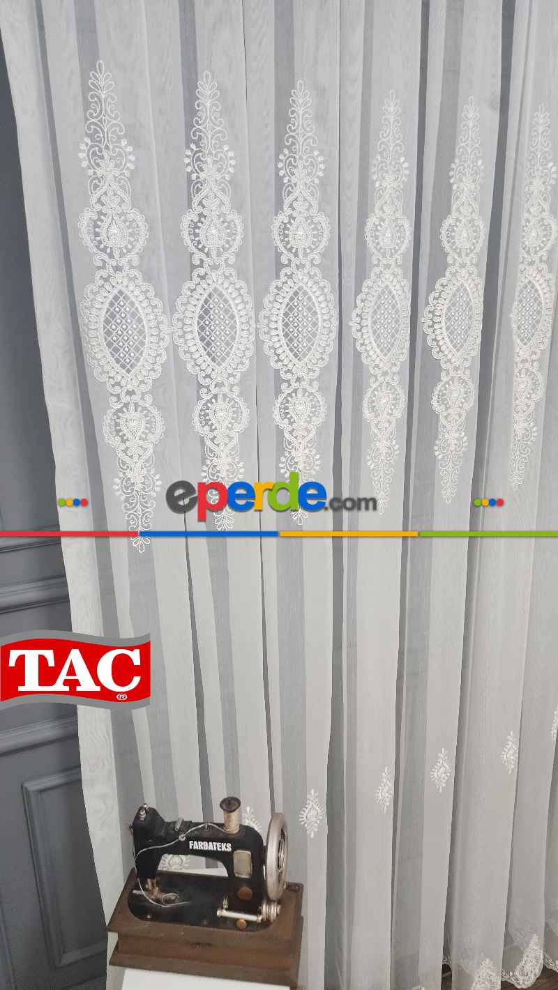 Taç Nakışlı Kort Damask Salon Model Tarz Tasarım Ultra Exculusive