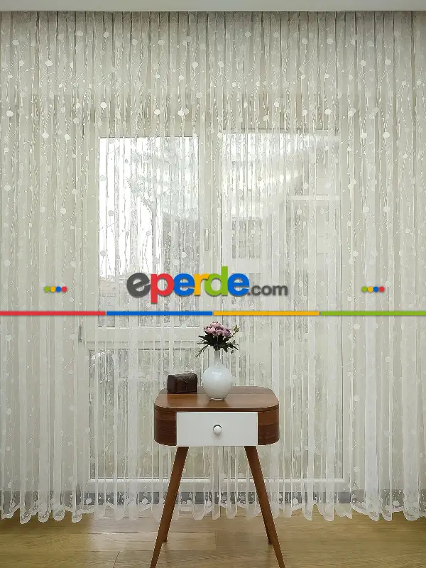 Çocuk Odası Tül Perde - Spor Puantiyeli Desen Fransız Dantel Tül Perde- Ekru