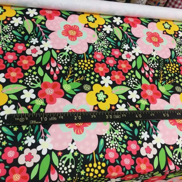 Çiçek Desenli Fon Perde Evm298 - Kumaşı Kalındır Duck Bezi Değildir.- Siyah-Kırmızı-Pembe-Siyah Kırmızı-Çok Renkli